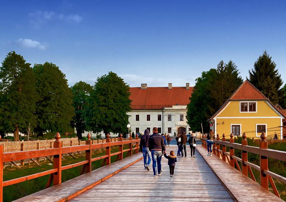 Vlada slavi povratak, ali što vidi Brodsko-posavska?